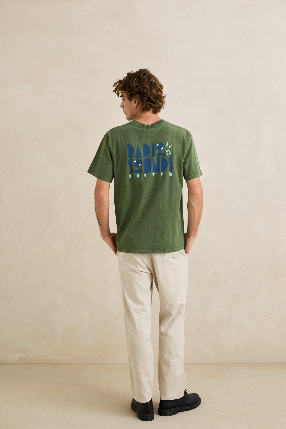Rhythm Radio Sounds Vintage SS T-Shirt Dill