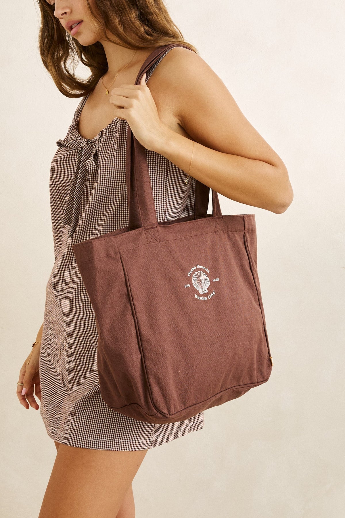 Rhythm Sandy Zip Tote Bag Chocolate
