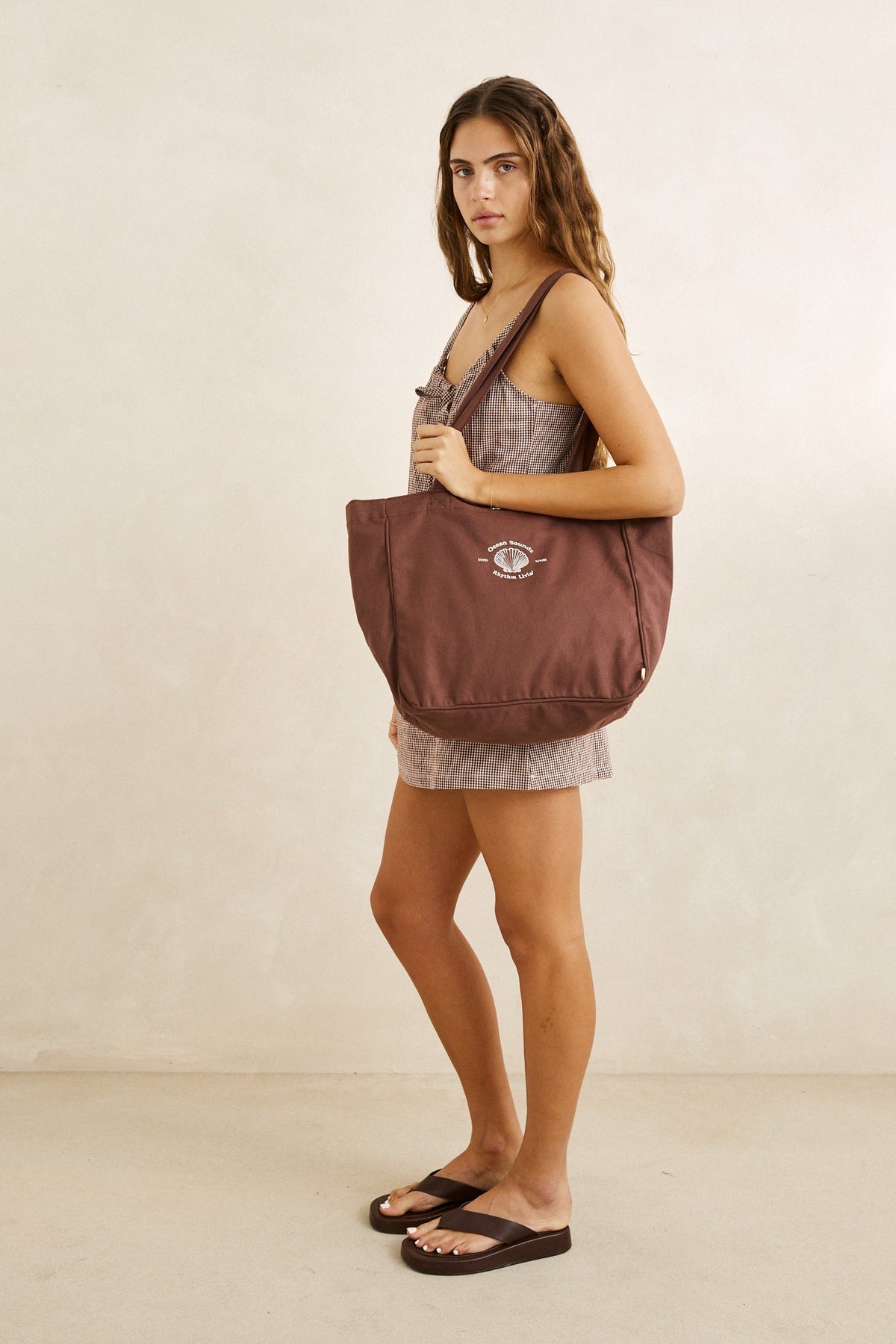 Rhythm Sandy Zip Tote Bag Chocolate