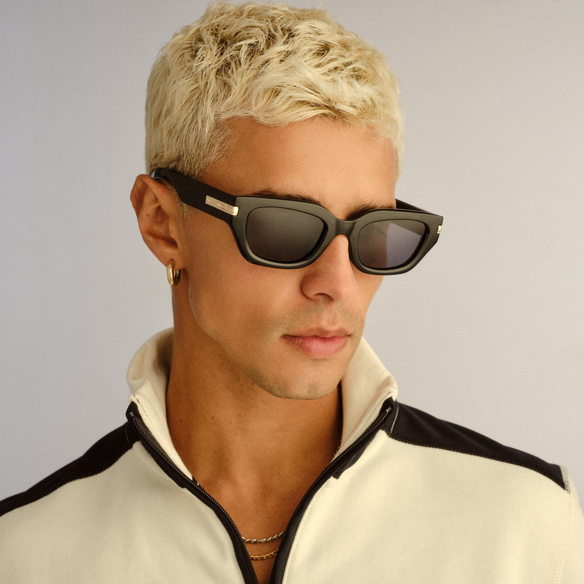 Le Specs Cubito + Black