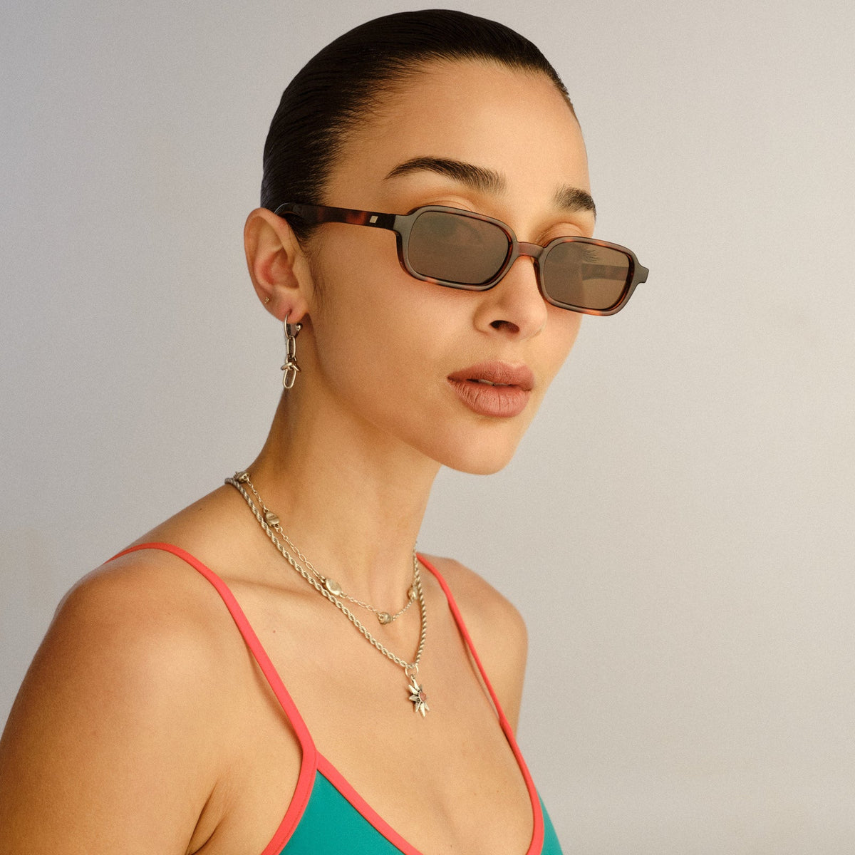 Le Specs Pilferer Toffee Tort
