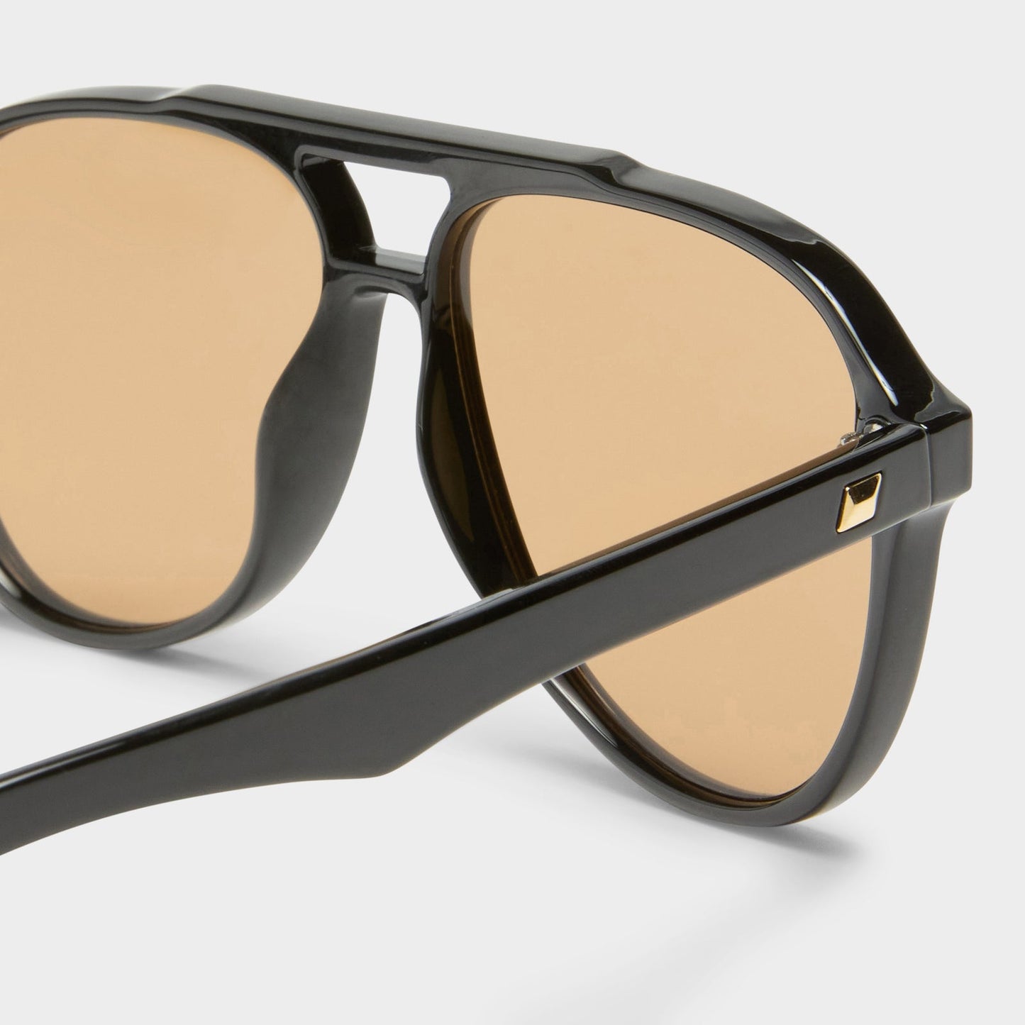 Le Specs Tragic Magic