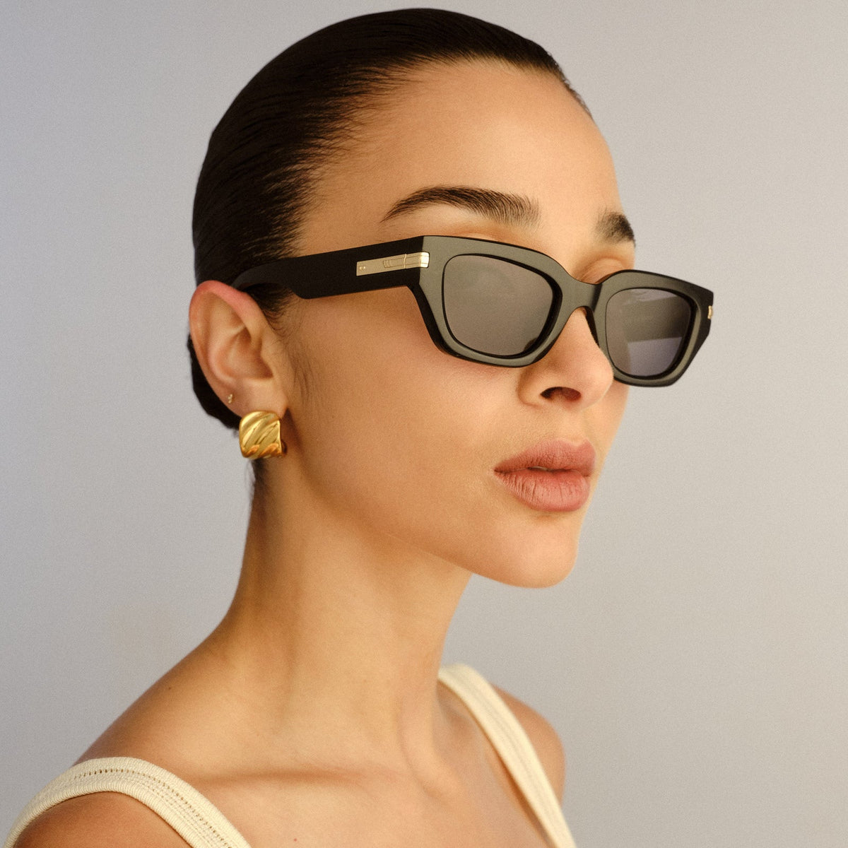 Le Specs Cubito + Black