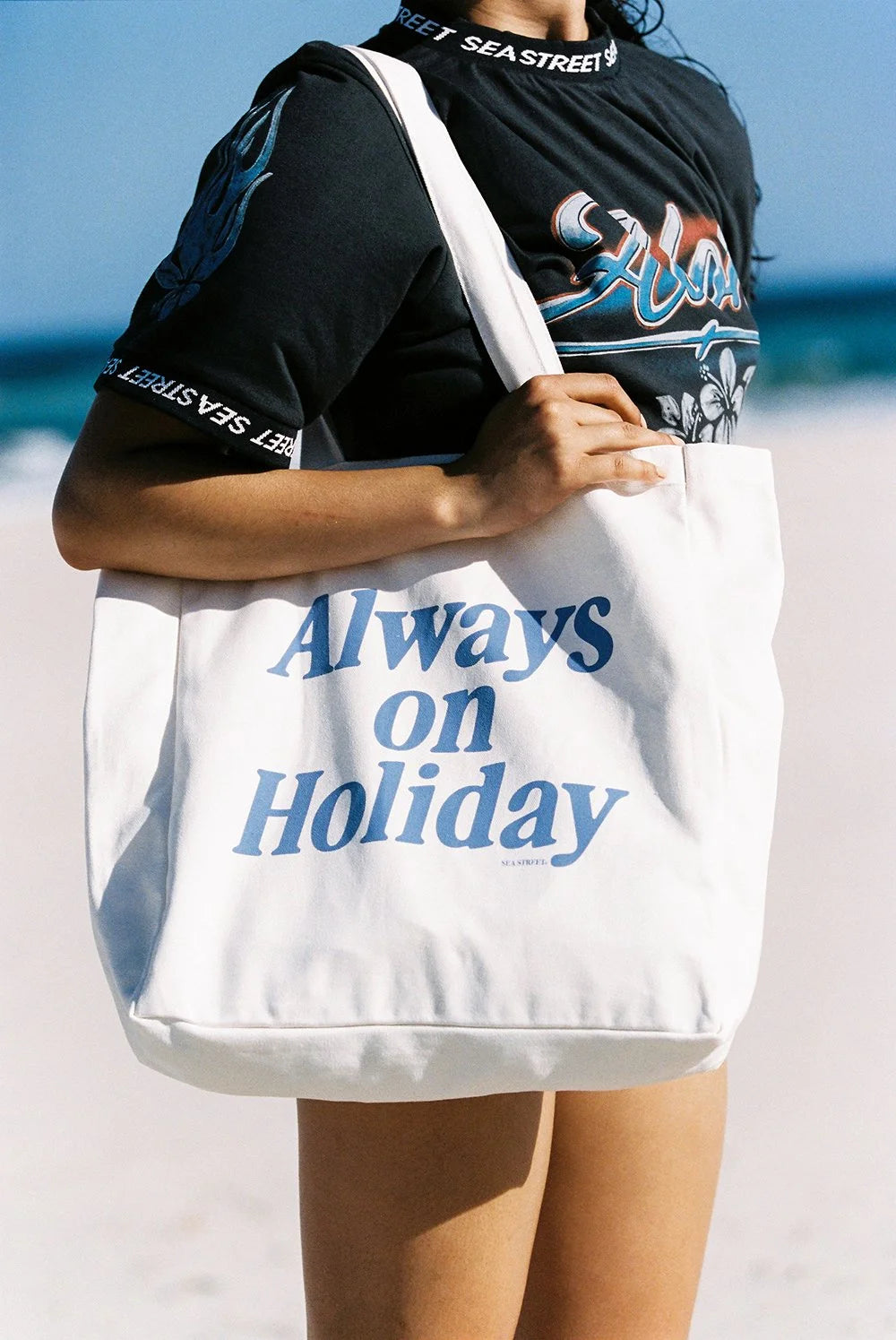 Sea Street Always On Holiday Tote