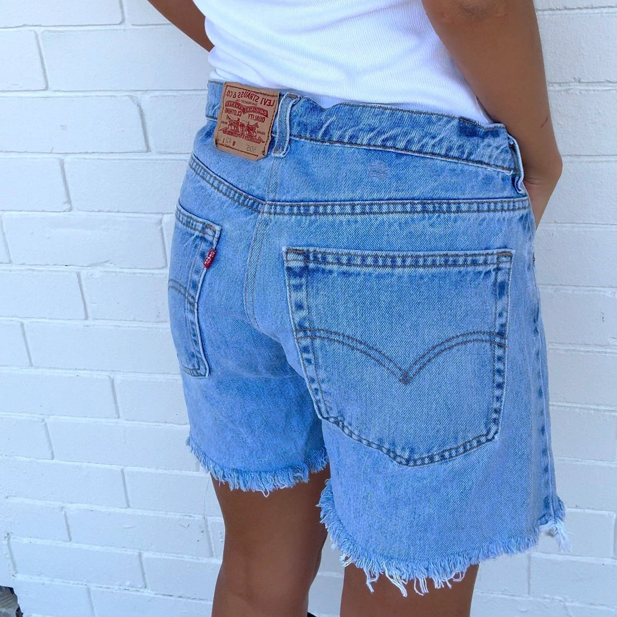 Vintage Levi’s Classic Cut – Reworked Denim Shorts